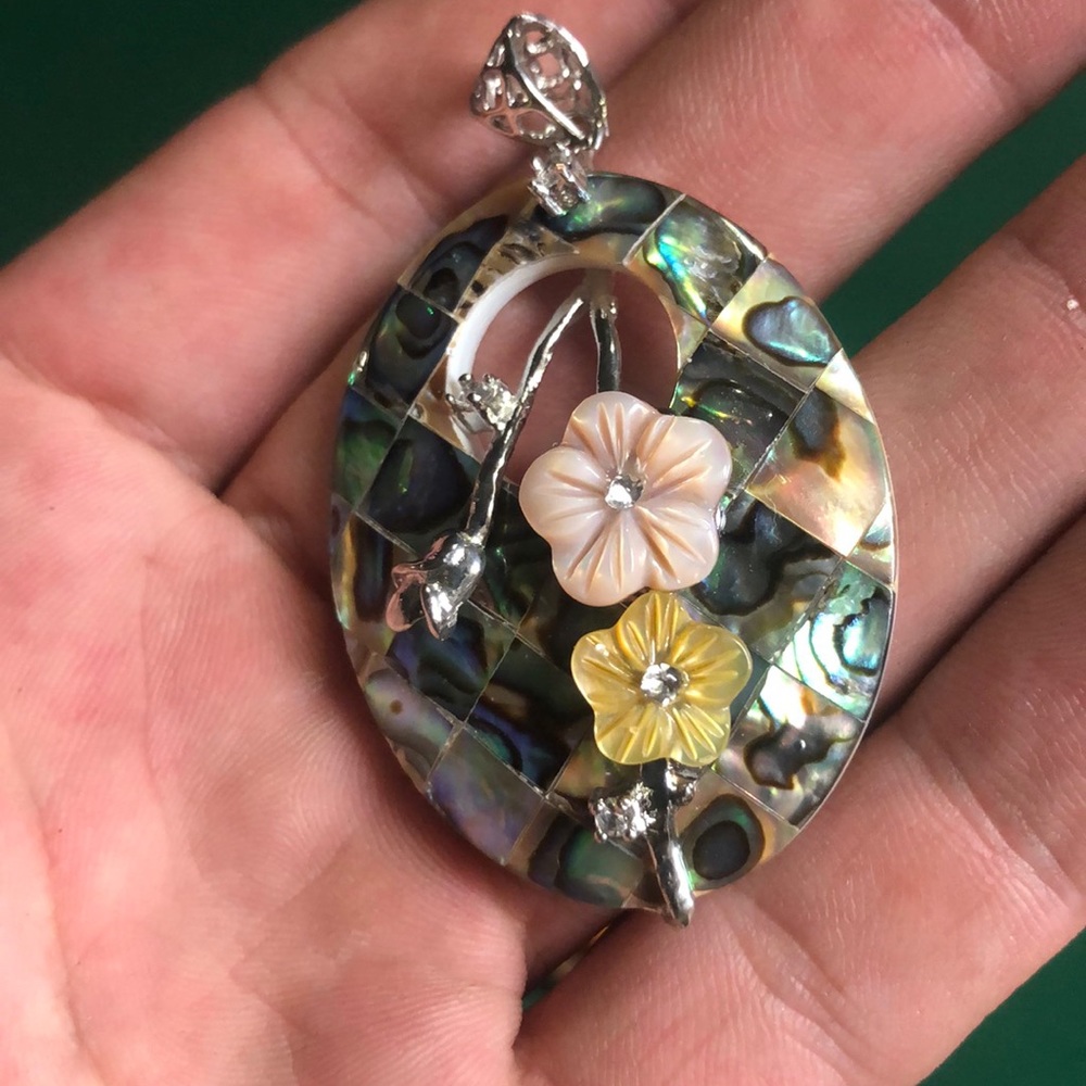 Vintage silver and abalone pendant